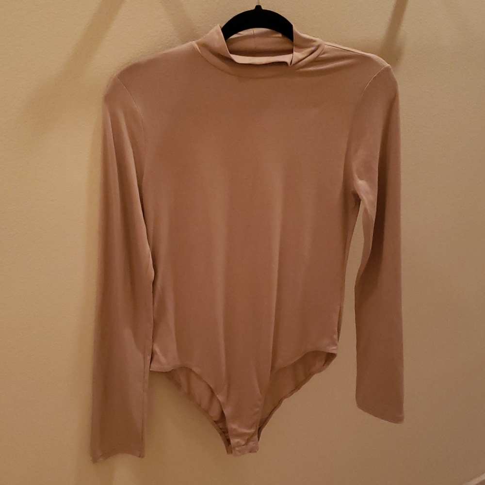 NEW!! HEART & HIPS! bodysuit